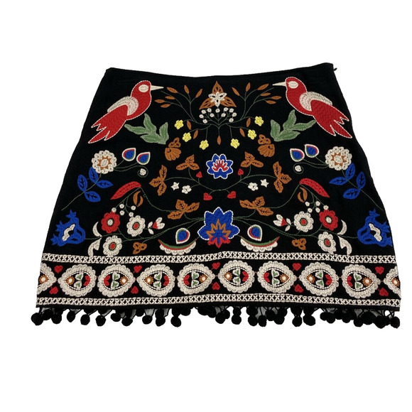Umgee Skirt Womens Medium Black Mini Embroidered Bird Flowers Pompom Edge - Picture 1 of 10